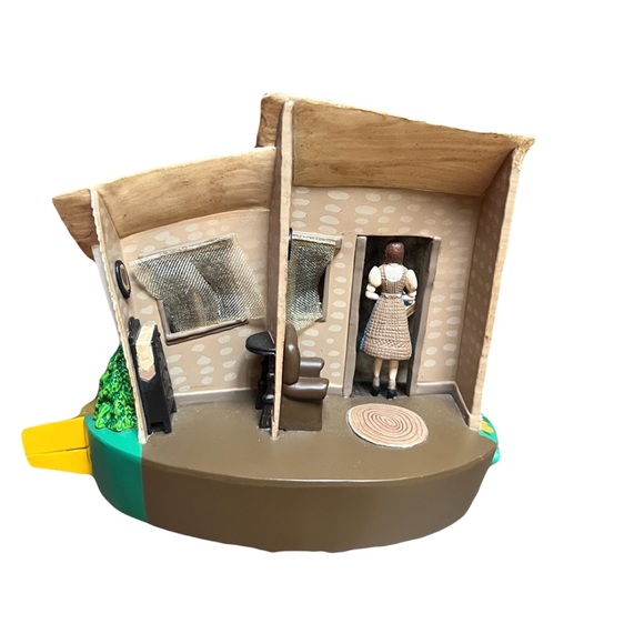 2005 Hallmark Keepsake Ornament Over the Rainbow - Picture 3 of 3